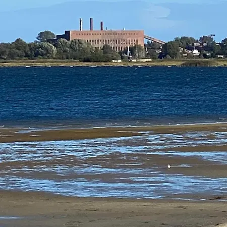 Haus Ole 公寓 Kröslin